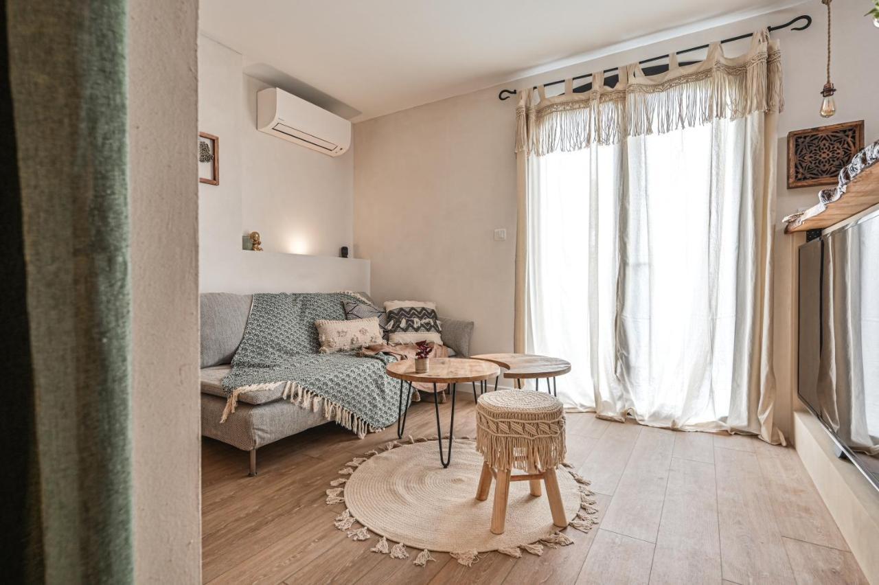 Appartement Retire De La Location ラシオタ エクステリア 写真
